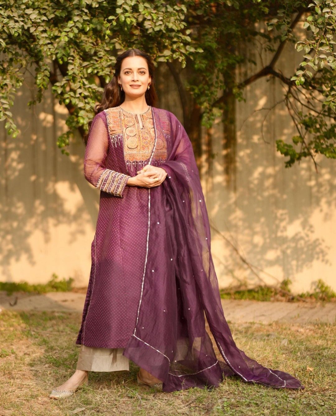 Dia Mirza Outfit