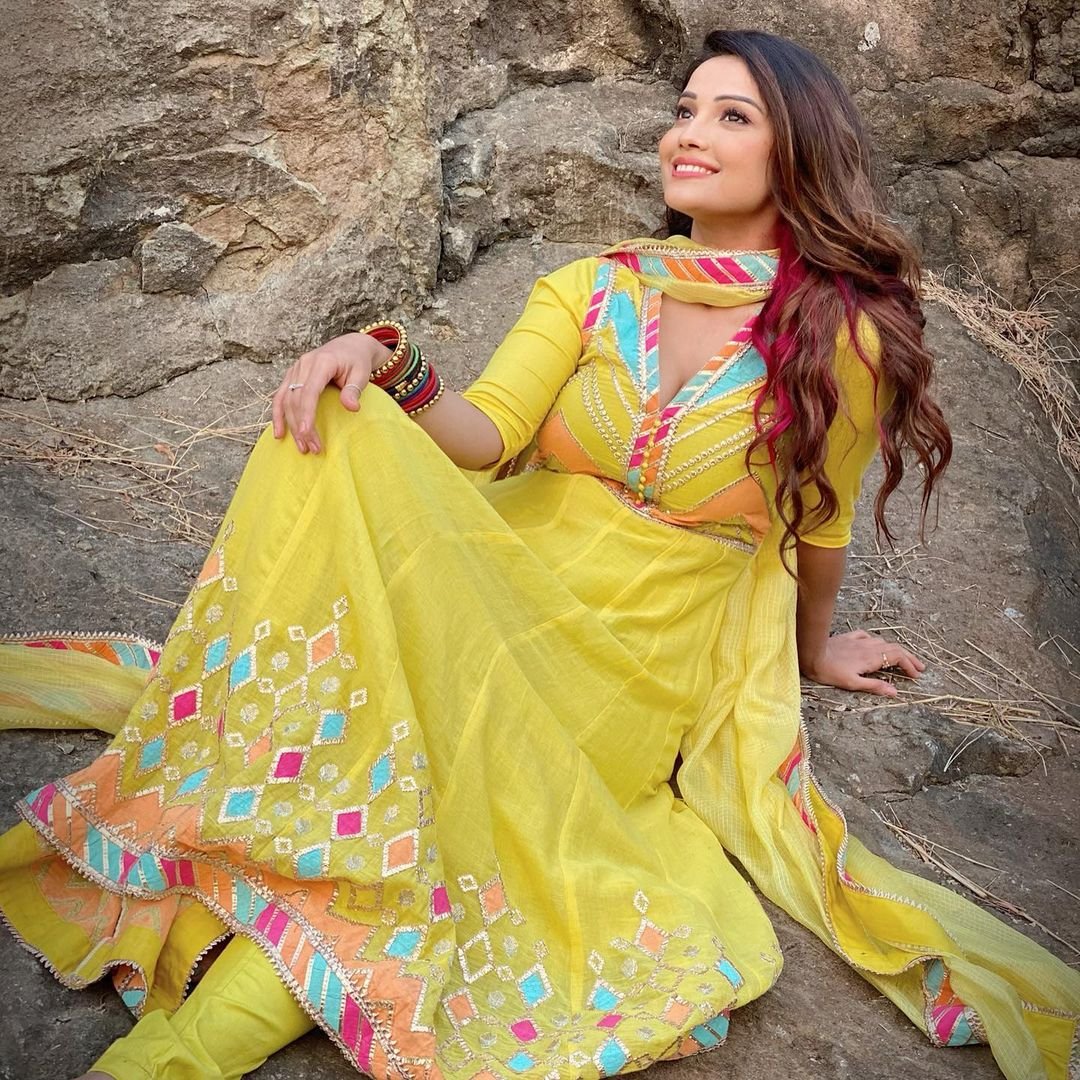 Adaa Khan Summer Outfit