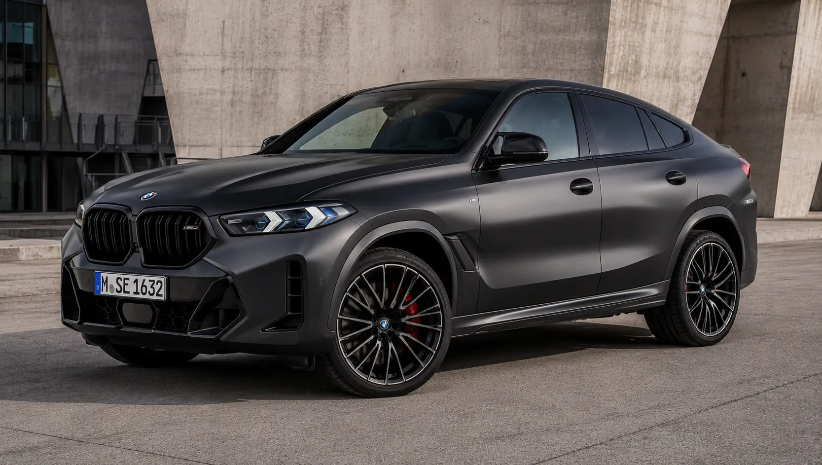 BMW X6 M60i