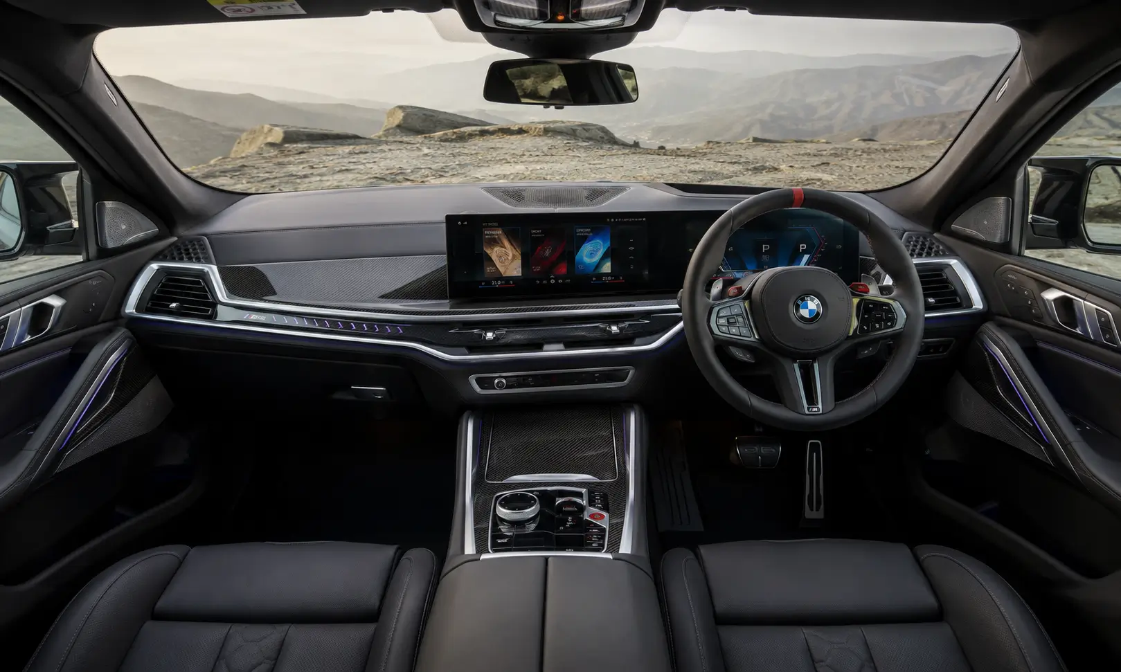 BMW X6 M60i interior