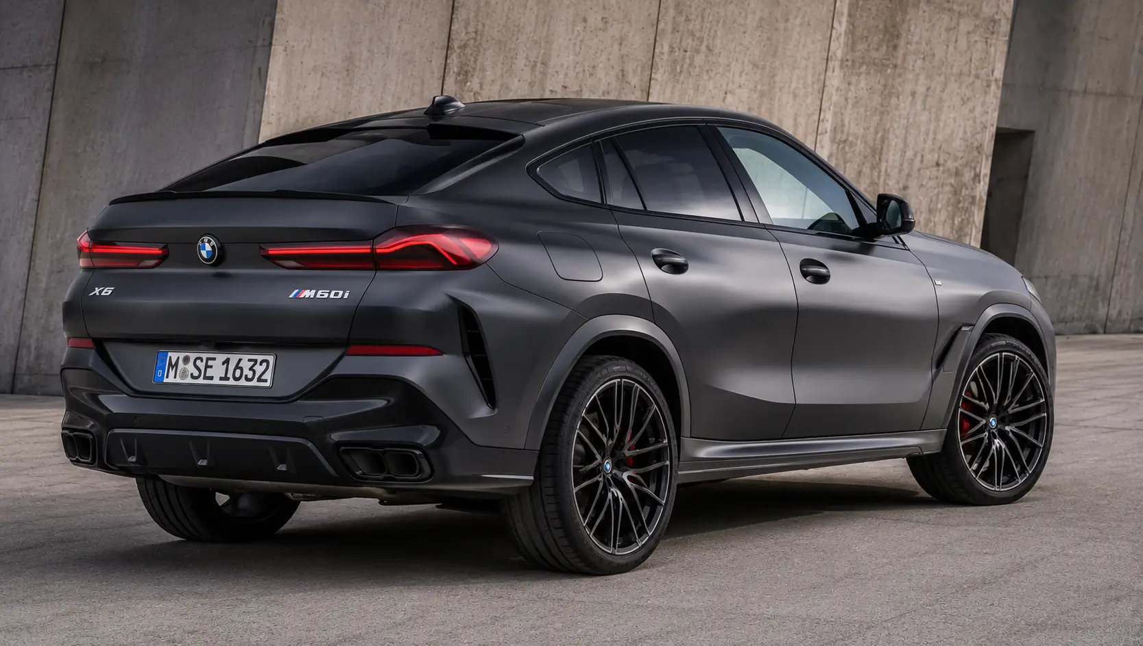 BMW X6 M60i images