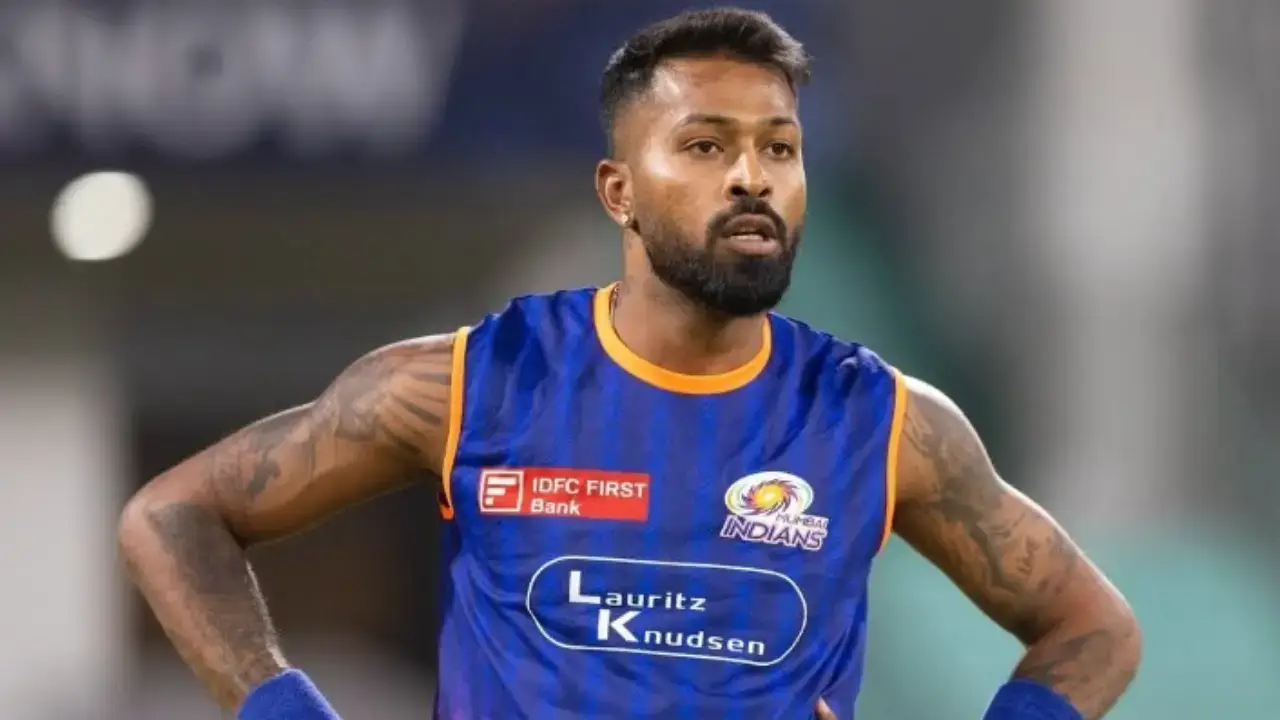 Hardik Pandya Trade IPL 2027 को लेकर मुंबई इंडियंस की जर्सी में हार्दिक पंड्या