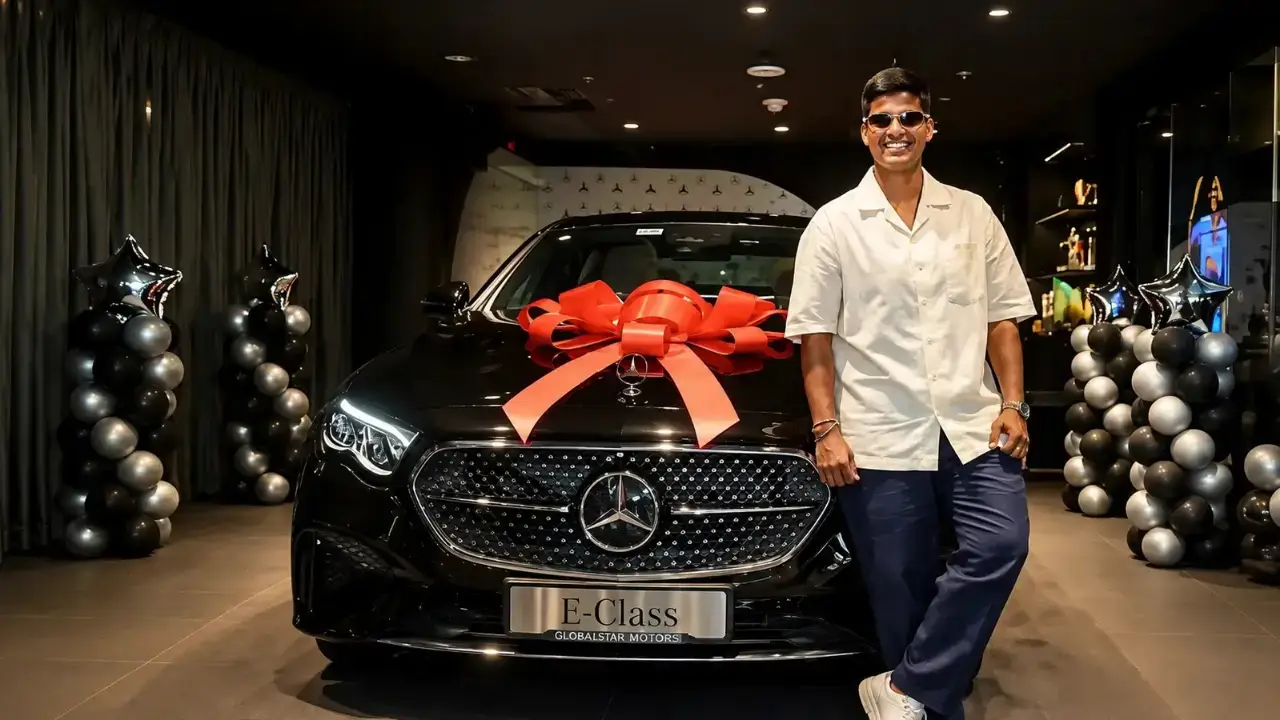 दीप्ति शर्मा नई Mercedes-Benz E-Class के साथ नजर आईं