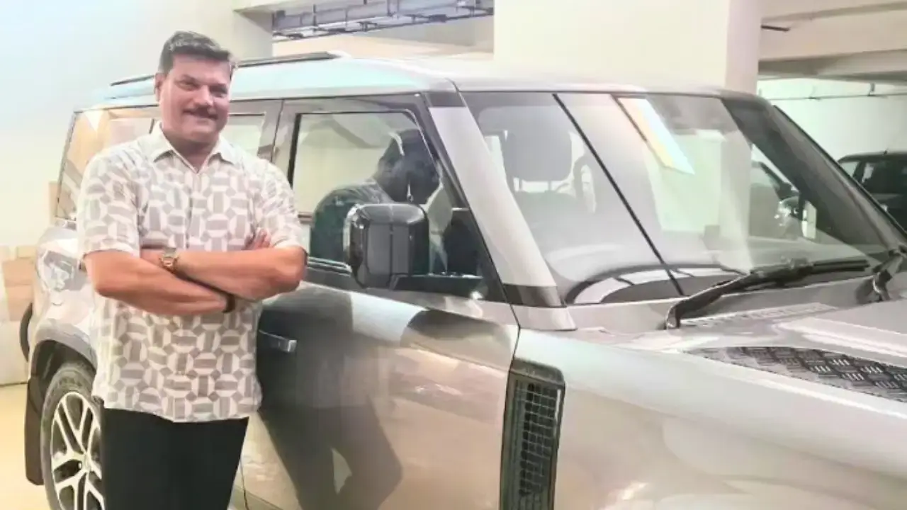 Dayanand Shetty as Inspector Daya from CID